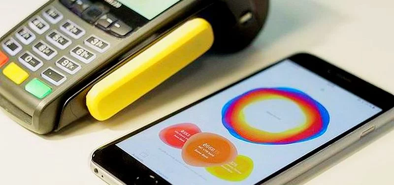 Малый бизнес просит Медведева разрешить использовать смартфоны вместо ККТ