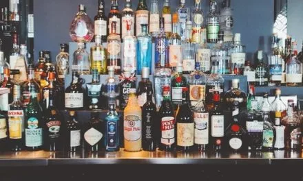 Минфин повысил минимальные цены на крепкие алкогольные напитки